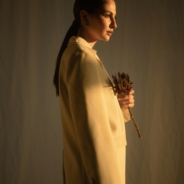 Dried flower